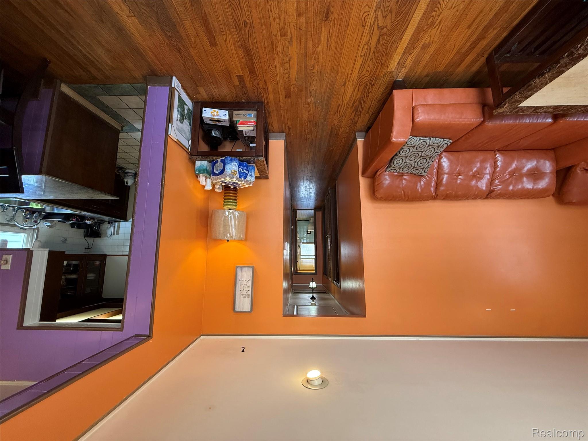 19009 Woodland Street