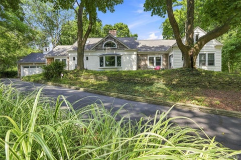Photo for 27310 Crestwood Drive