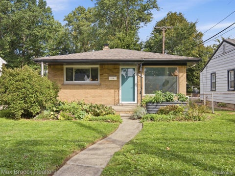 Photo for 419 Lincoln Avenue