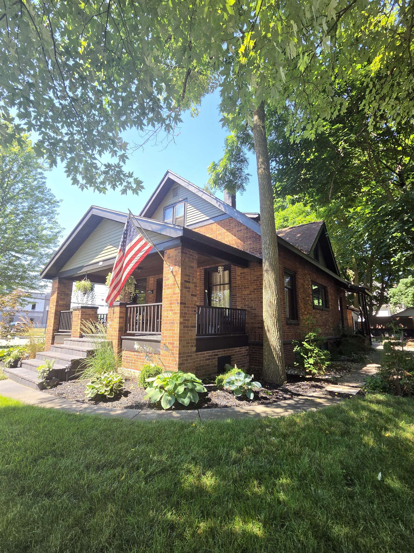 401 N University Street