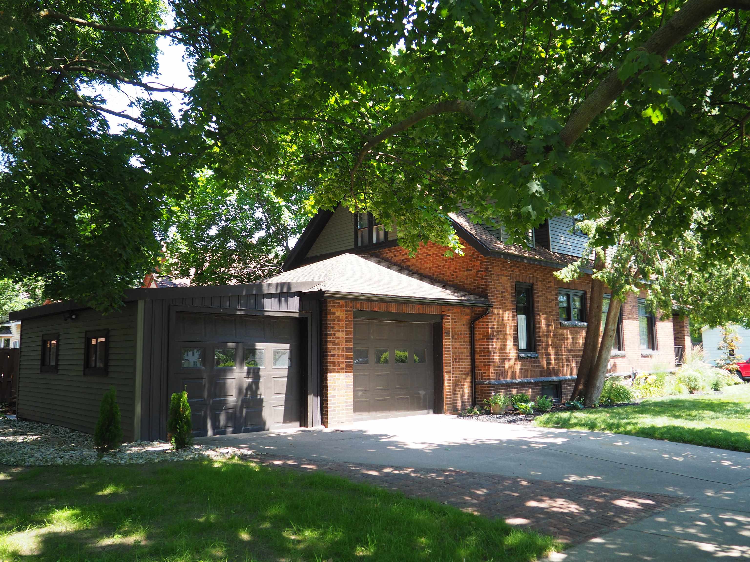 401 N University Street
