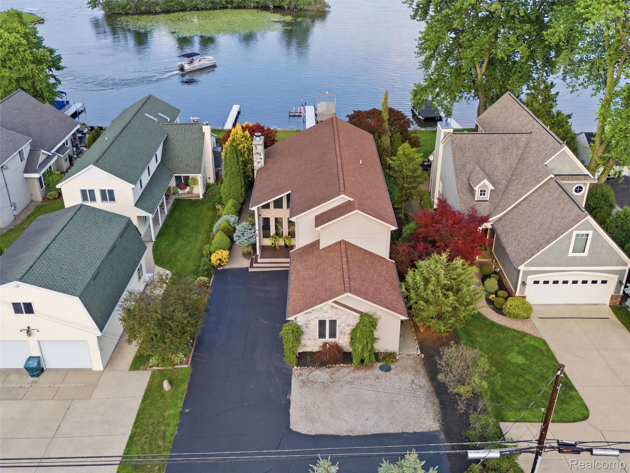 2314 N Duck Lake Road