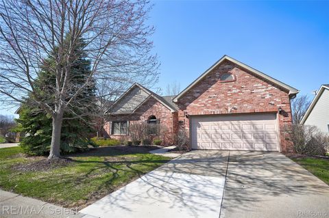 13024 Harbor Landings Drive 3 Fenton Charter Township MI 48430