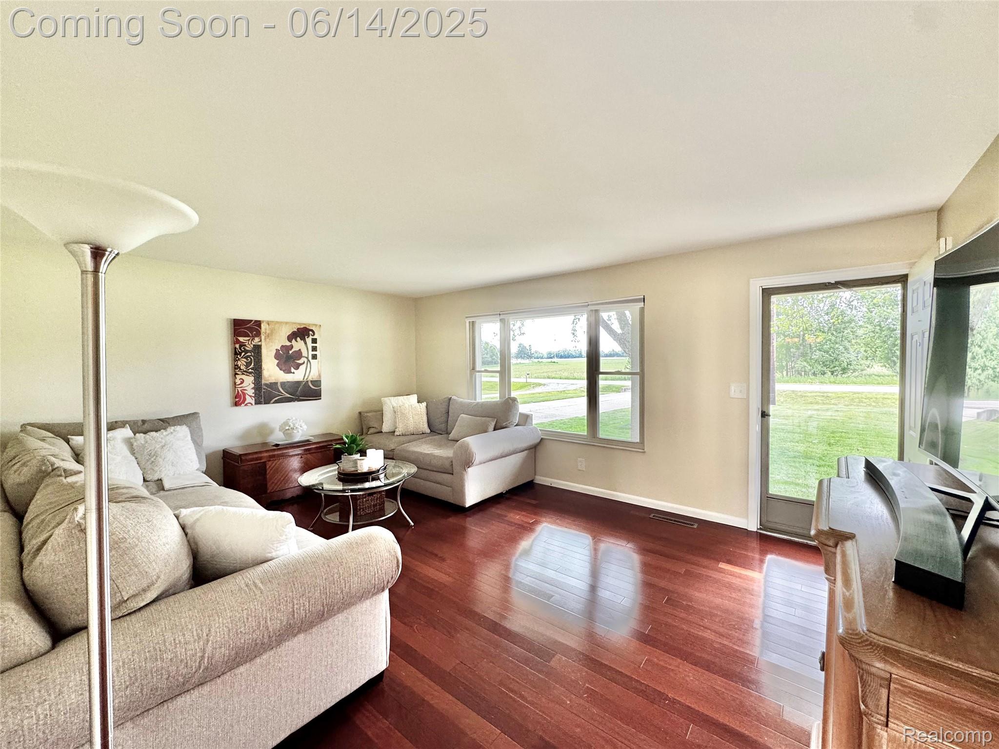 Flushing City, Michigan 48433, United States, 3 Bedrooms Bedrooms, ,2 BathroomsBathrooms,Residential,Active,149296