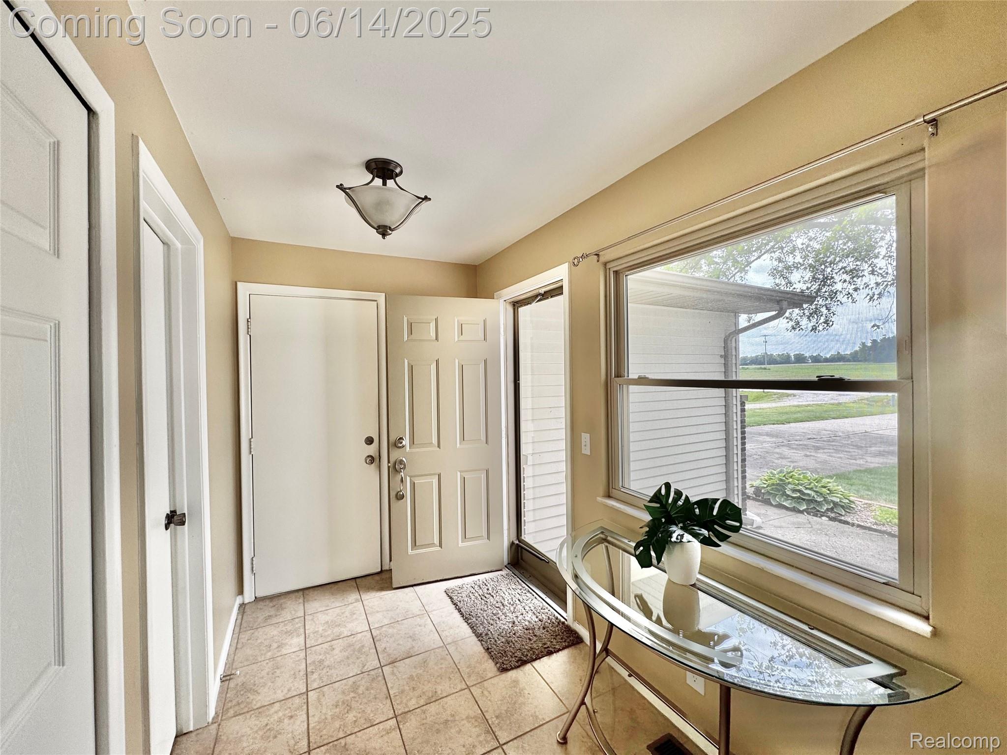 Flushing City, Michigan 48433, United States, 3 Bedrooms Bedrooms, ,2 BathroomsBathrooms,Residential,Active,149296