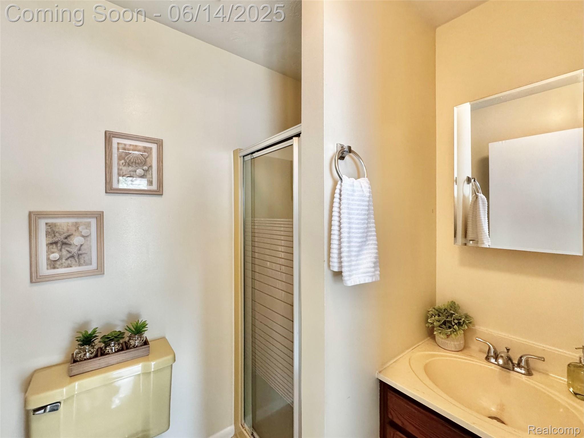 Flushing City, Michigan 48433, United States, 3 Bedrooms Bedrooms, ,2 BathroomsBathrooms,Residential,Active,149296