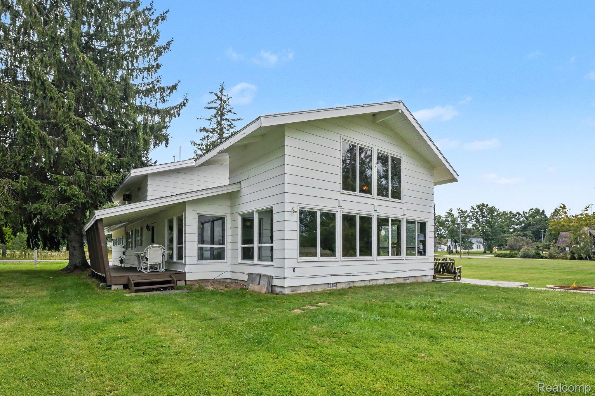 4067 N Lost Lake Trail