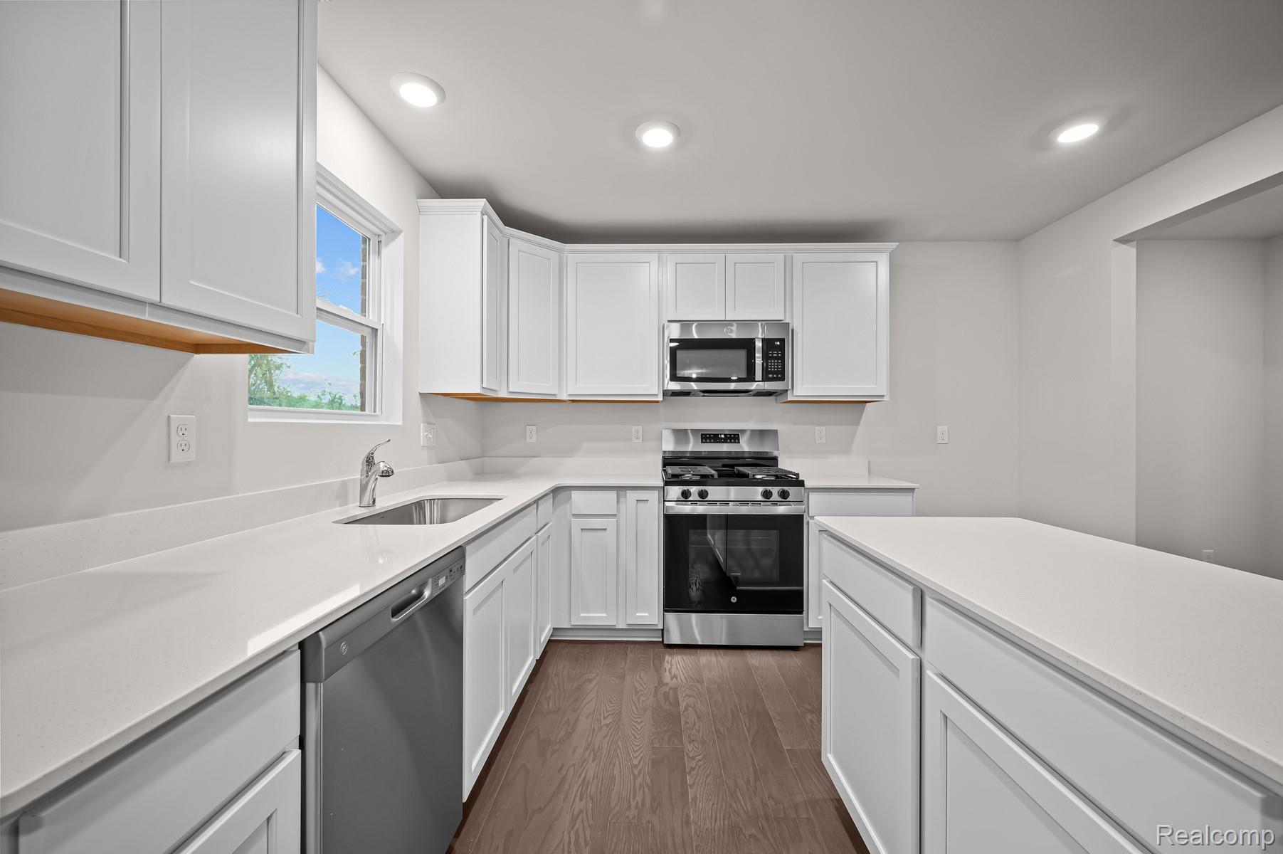 14213 OLD OAK Trail