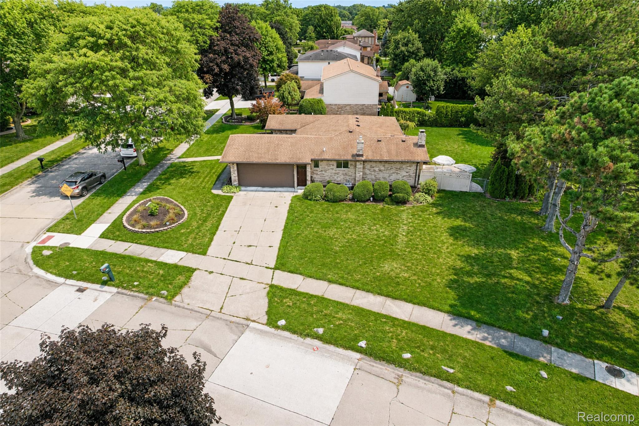 7339 Parkway Court