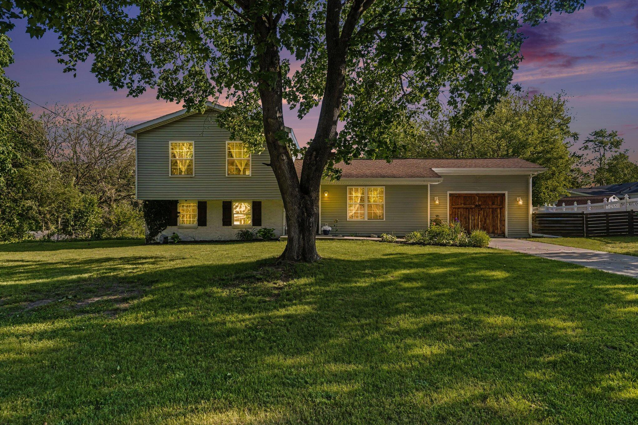 140 Viking Court