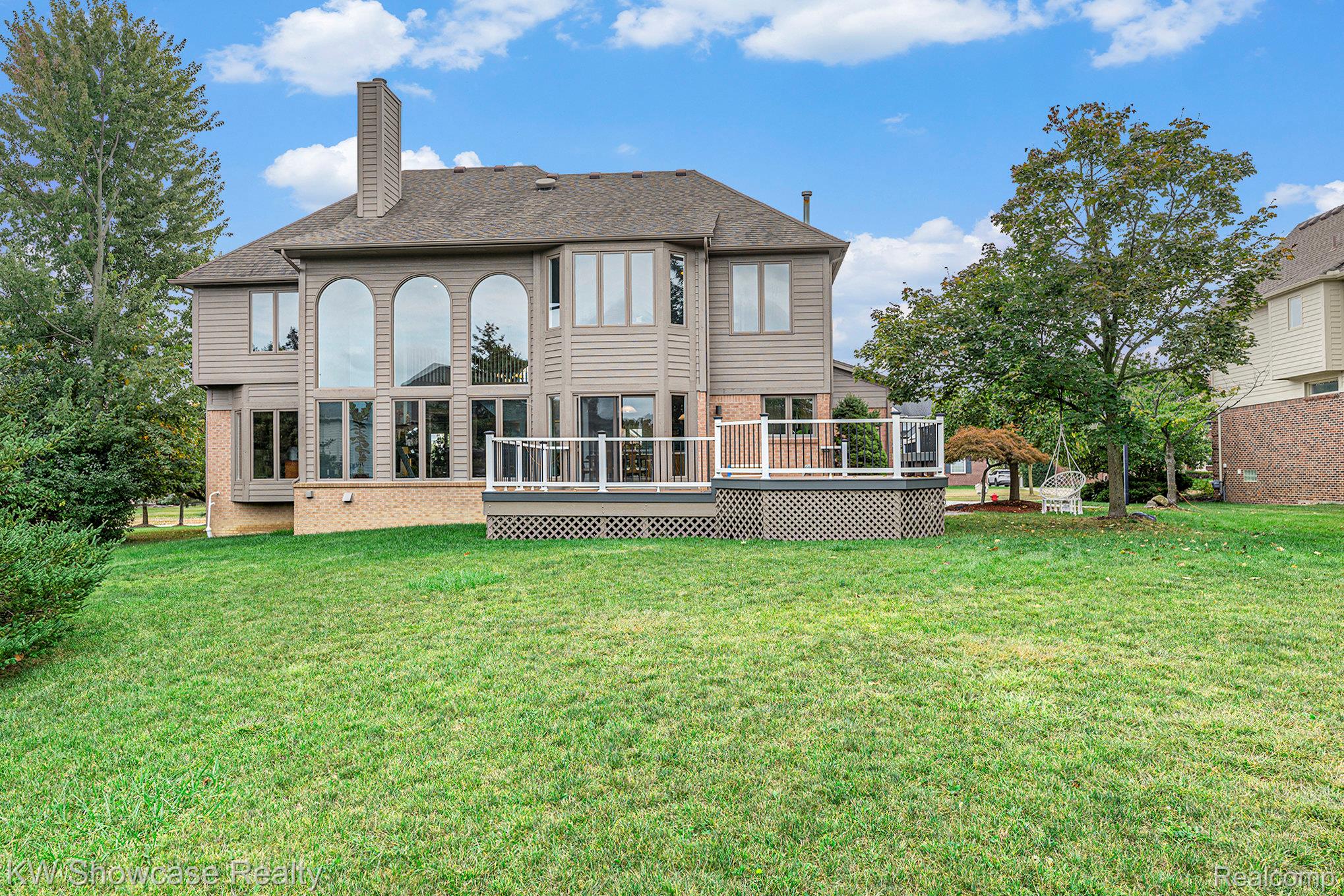 47266 White Pines Drive