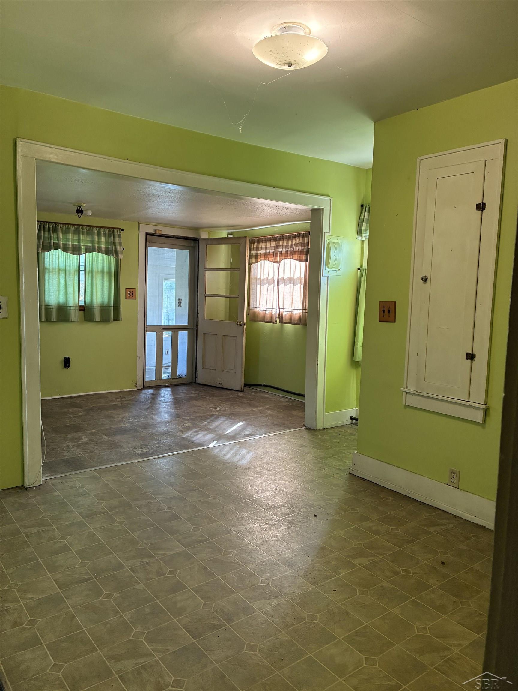 1671 River Road