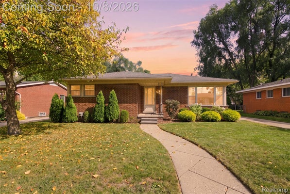 9030 HANLON ST, LIVONIA, MI 48150 - Image b2b82264ef0f0bcffaafb231ca38e567/901616045