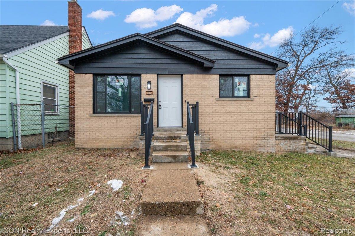 8104 Cloverdale Avenue