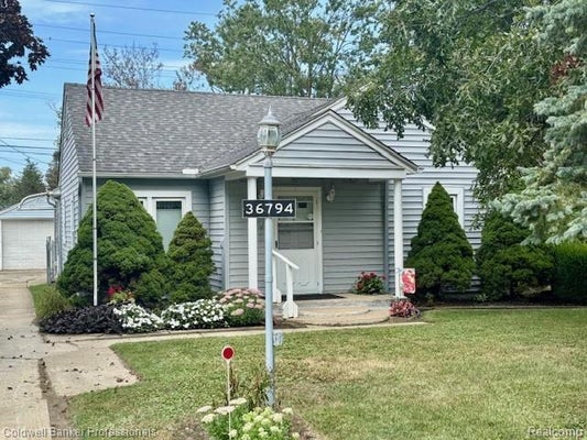 36794 ELLIS ST, NEW BOSTON, MI 48164 - Image b2bd4b6568d4a97d10b371a92acb649e/1099862503