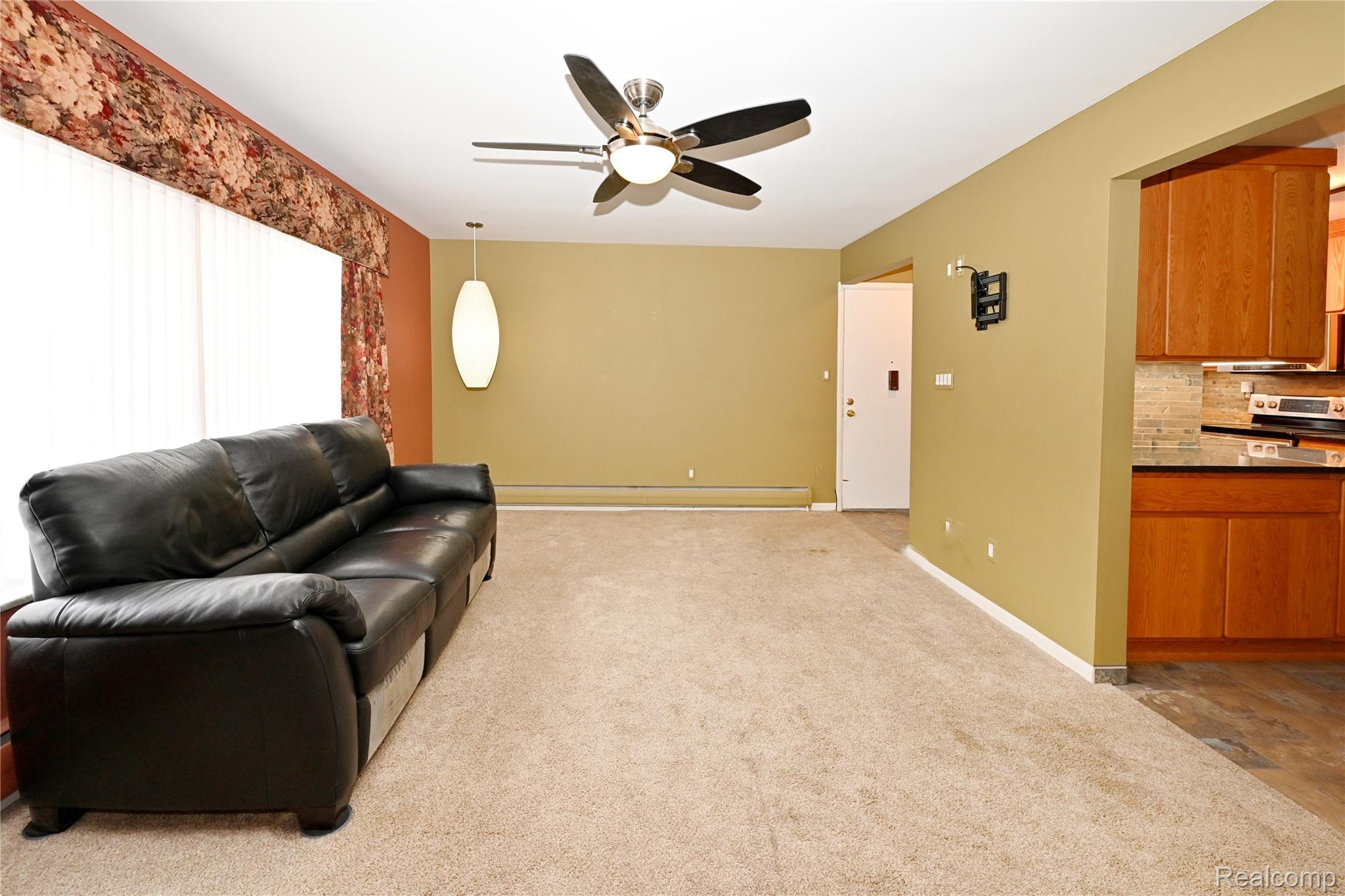 2820 Woodslee Drive 410