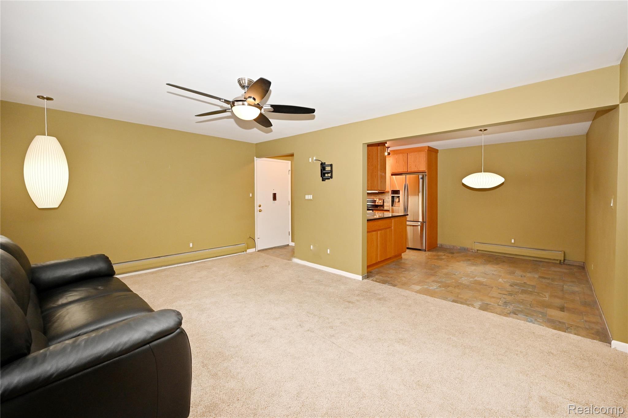 2820 Woodslee Drive 410