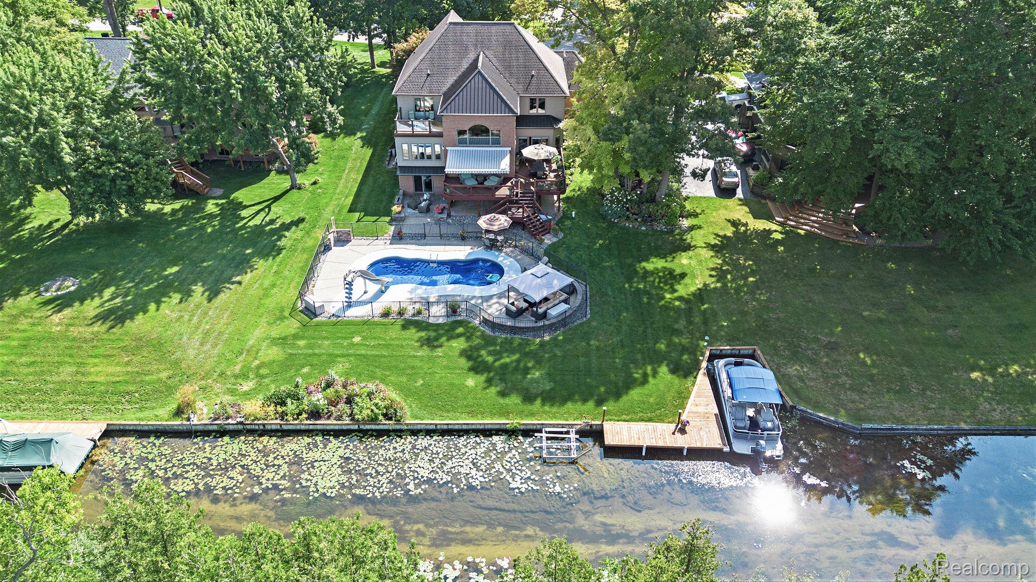 4973 Parview Drive