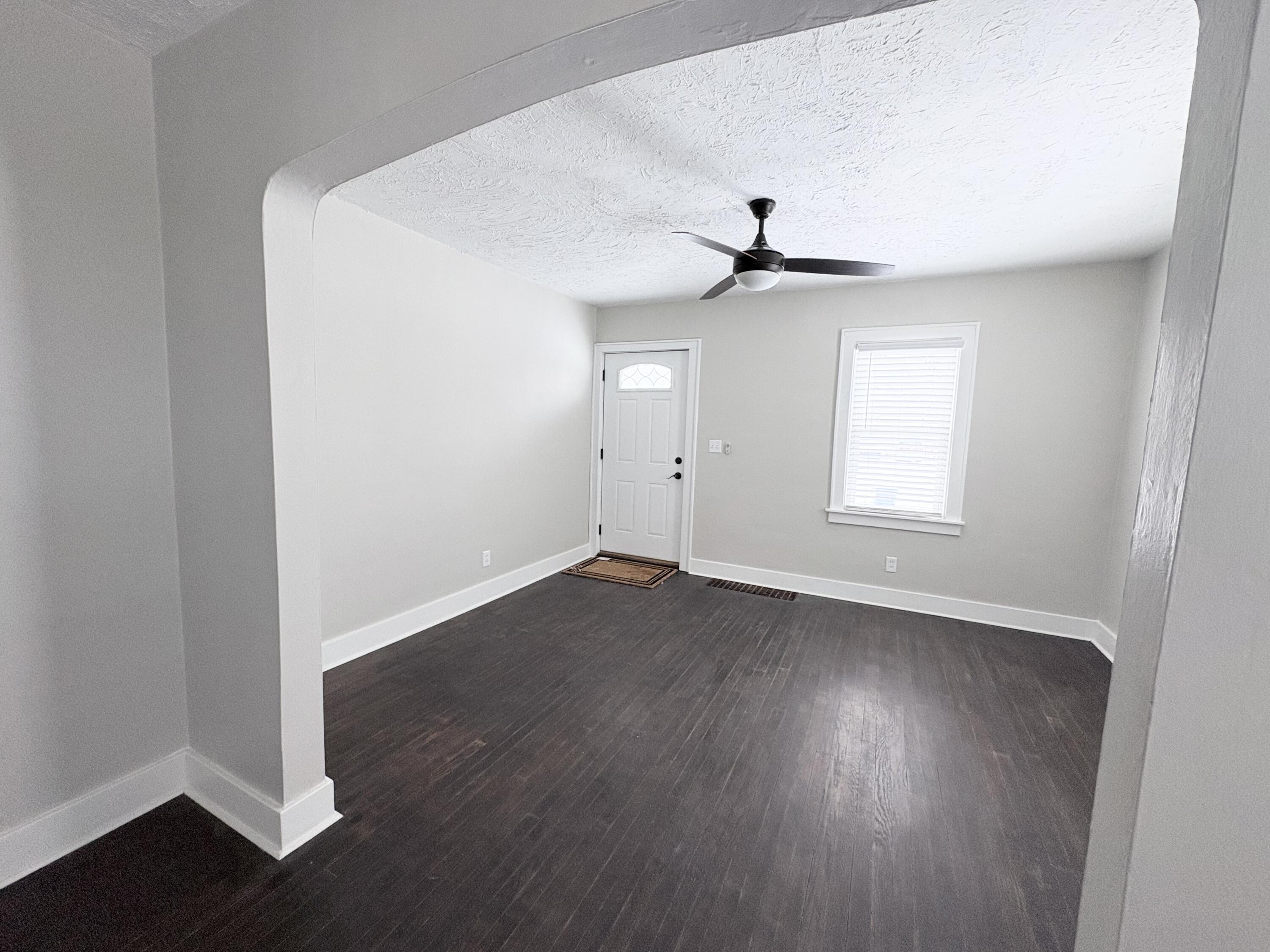 1133 Merrifield Street SE