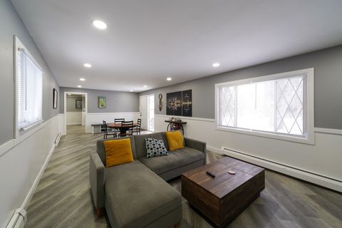 A home in SouthfieldCity_Oakland