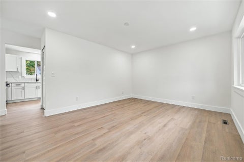 Tiny photo for 26728 Collingwood Street, Roseville City, MI 48066 (MLS # 20261080950)