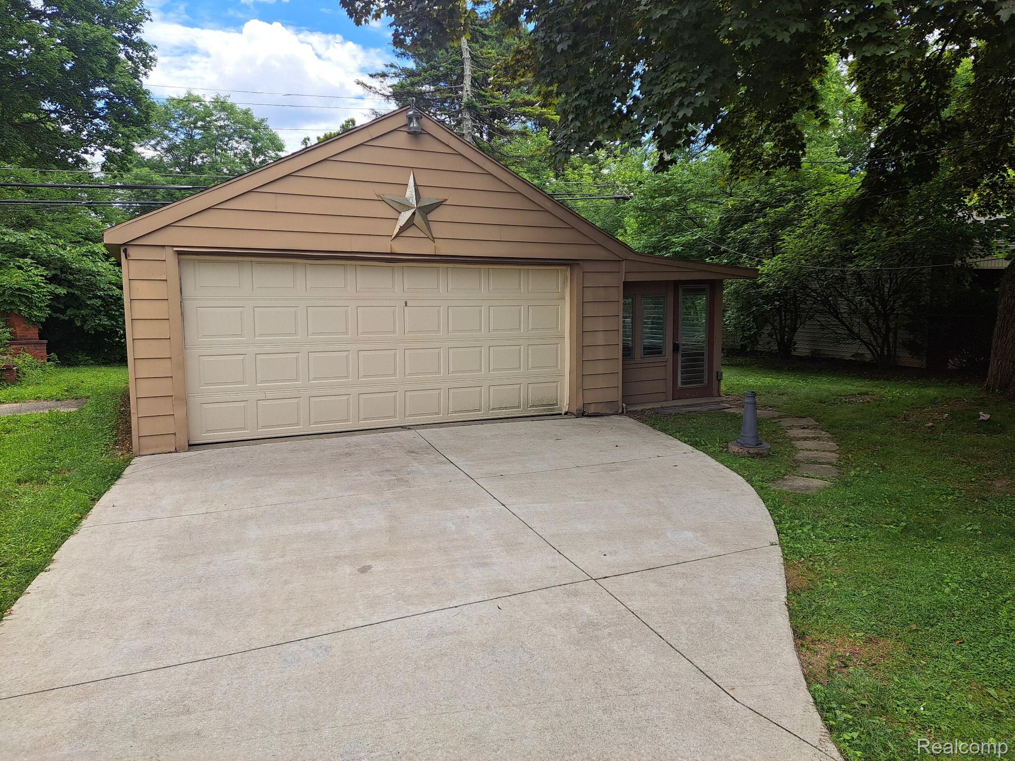 14152 Centralia