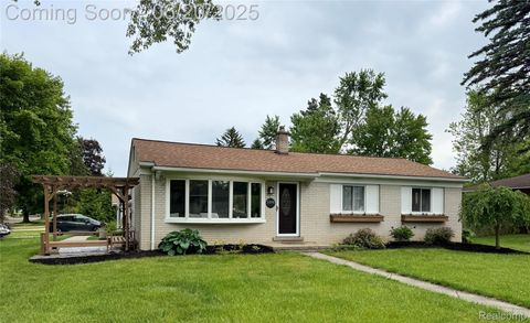 3490 Levee Street Waterford Charter Township MI 48329