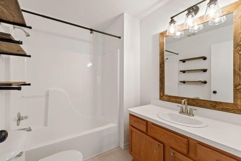 A home in VanBurenCharterTownship_Wayne