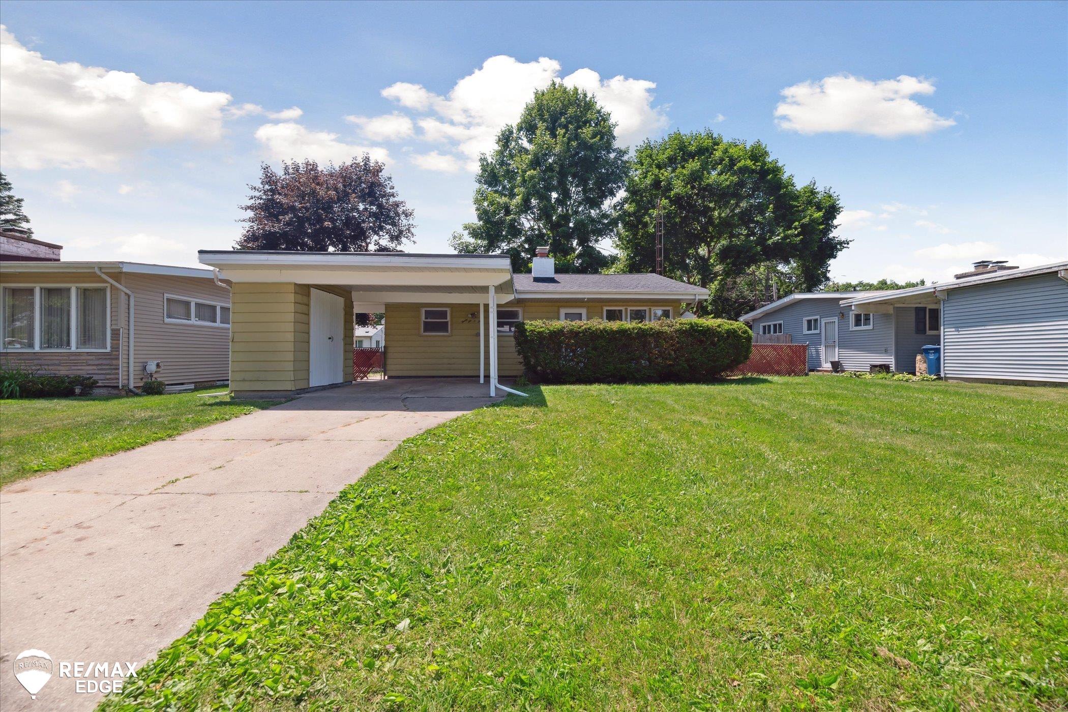 3606 Pingree Avenue