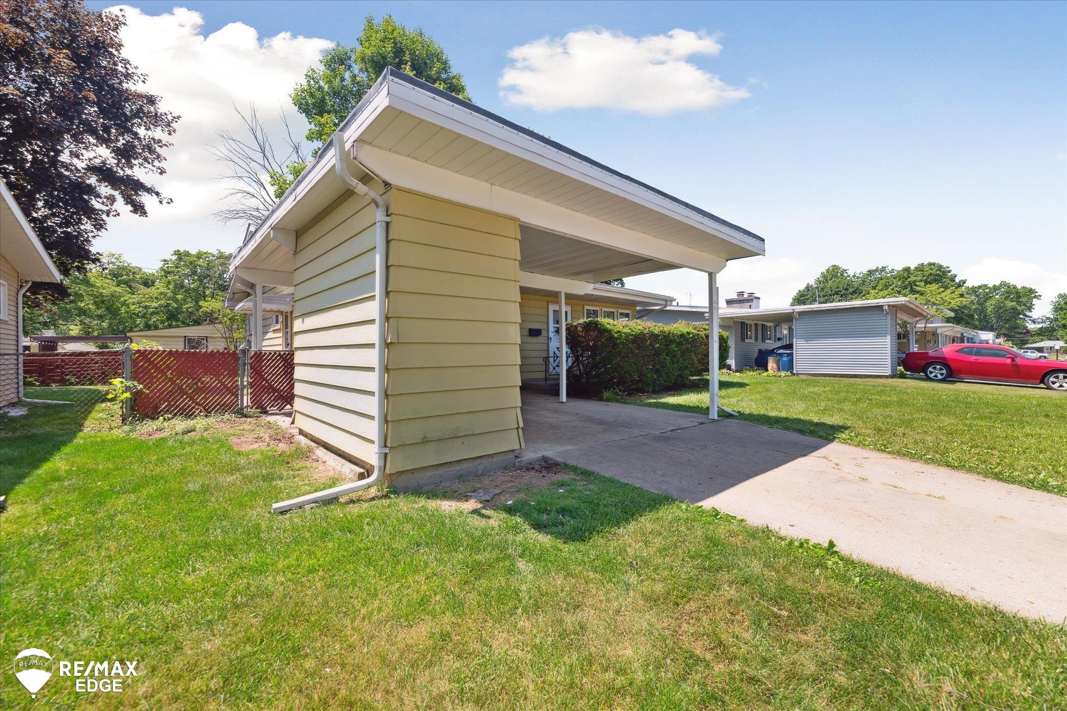 3606 Pingree Avenue