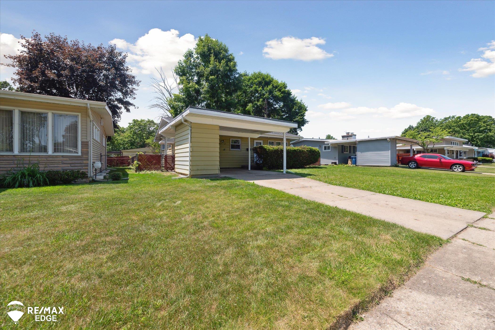 3606 Pingree Avenue