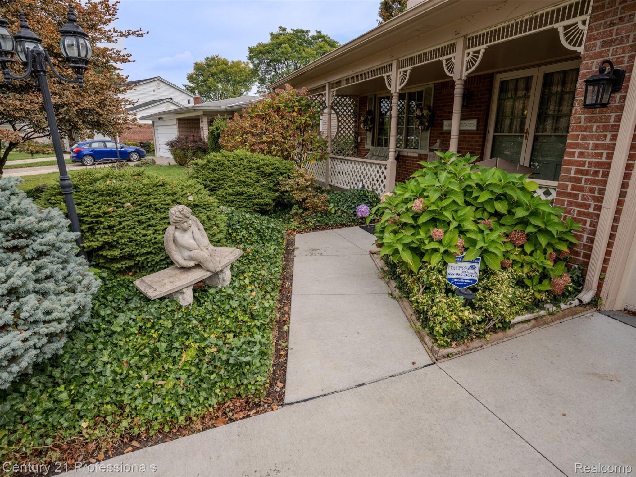 35604 Alta Vista Dr Drive