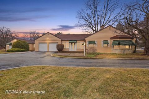 4077 Brockway Road Saginaw Charter Township MI 48638