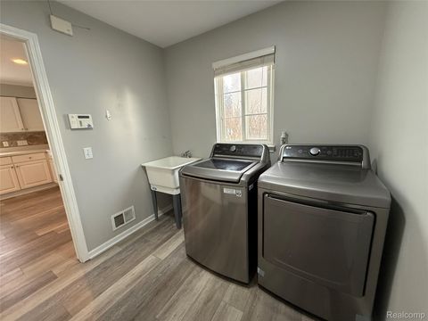 Tiny photo for 4377 Brighton Drive, Grand Blanc Charter Township, MI 48439 (MLS # 20261003038)