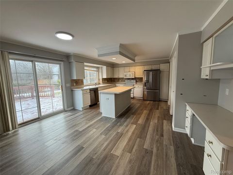 Tiny photo for 4377 Brighton Drive, Grand Blanc Charter Township, MI 48439 (MLS # 20261003038)