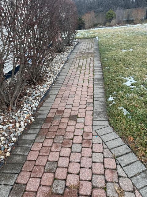 Tiny photo for 4377 Brighton Drive, Grand Blanc Charter Township, MI 48439 (MLS # 20261003038)