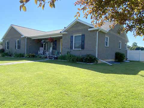 Photo of 606 Doyle Road, Laingsburg City, MI 48848 (MLS # 60050215303)