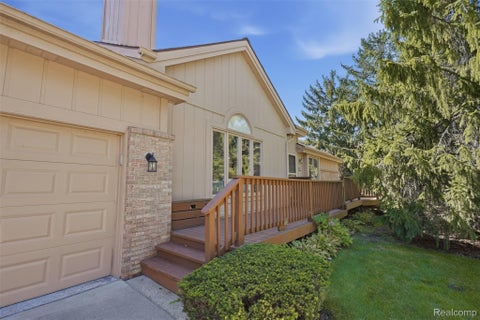 Photo of 21895 River Ridge Trail, Farmington Hills City, MI 48335 (MLS # 20261076183)