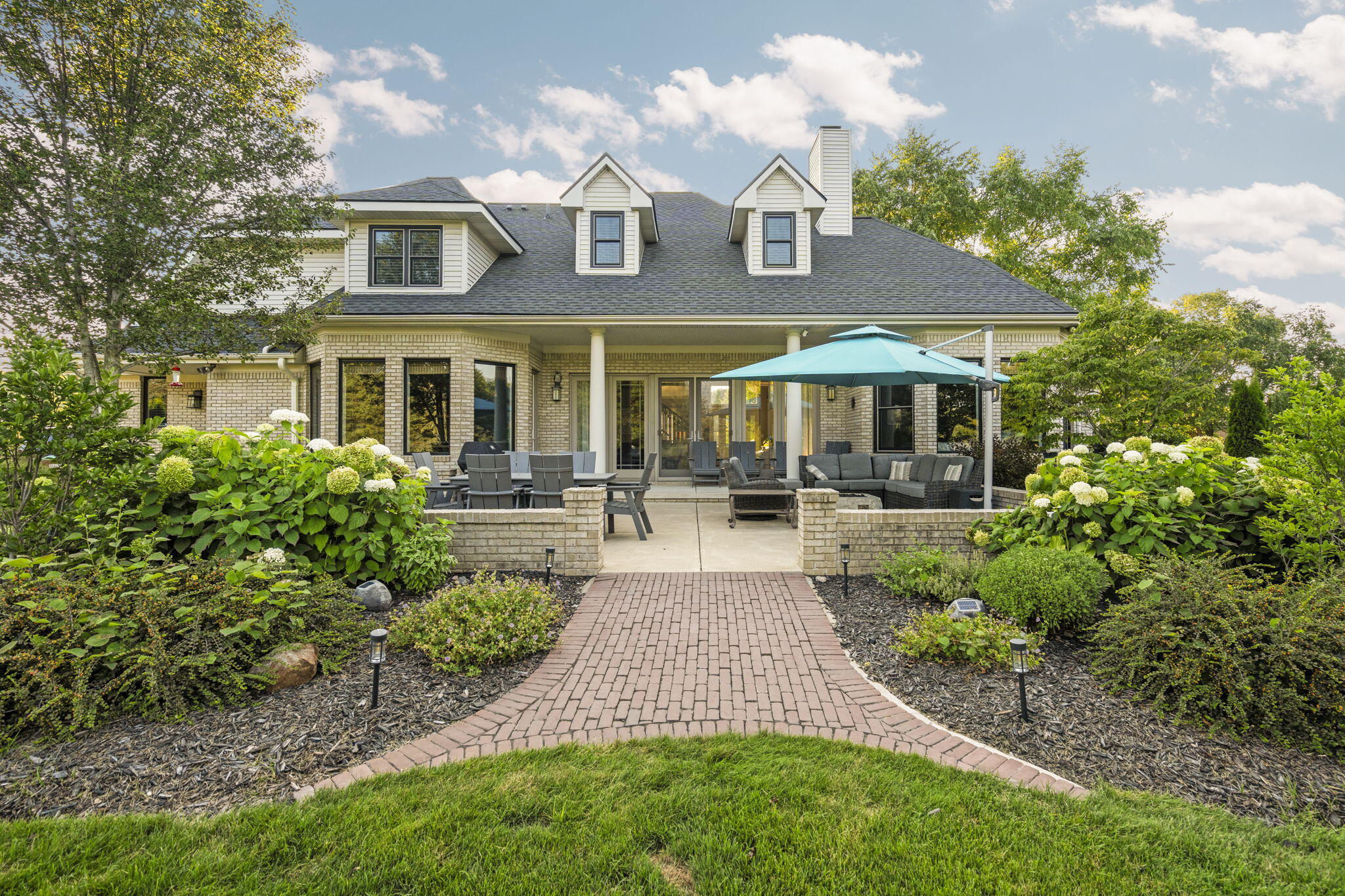 1730 Fairview Court