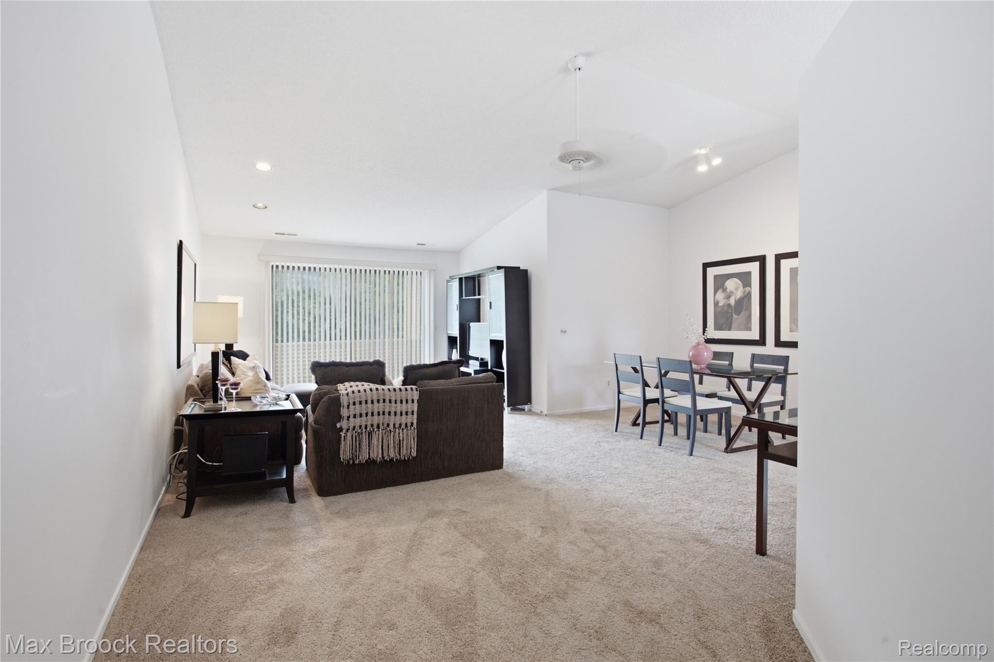 6580 Ridgefield Circle 203