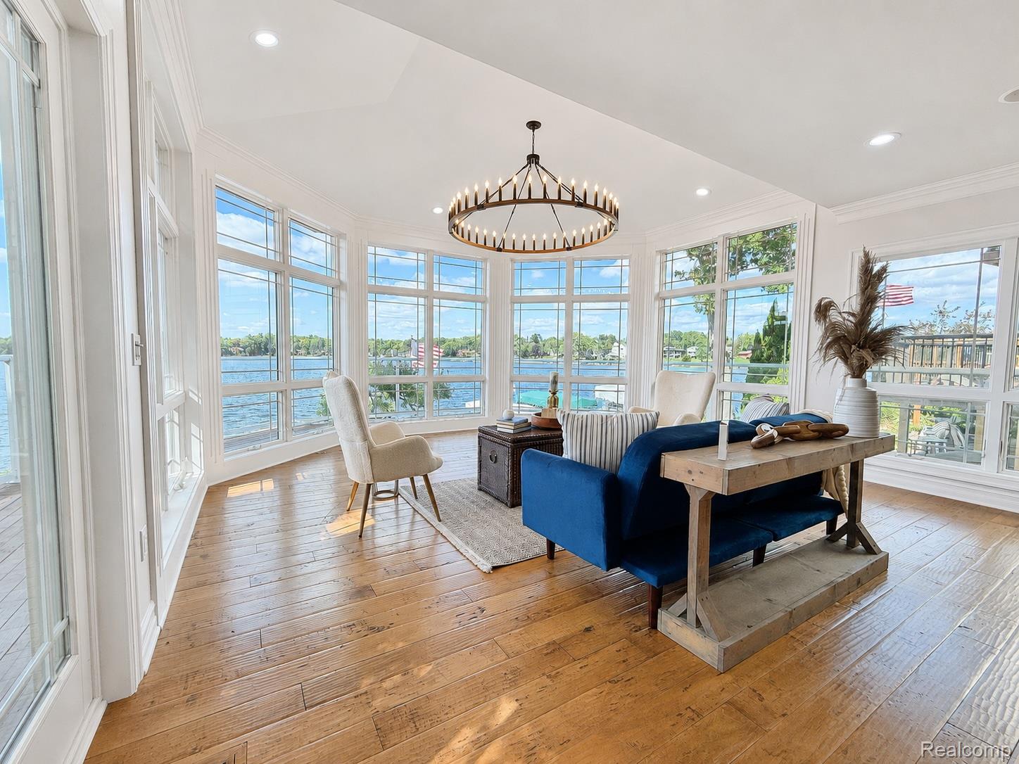 3858 Island Park Drive