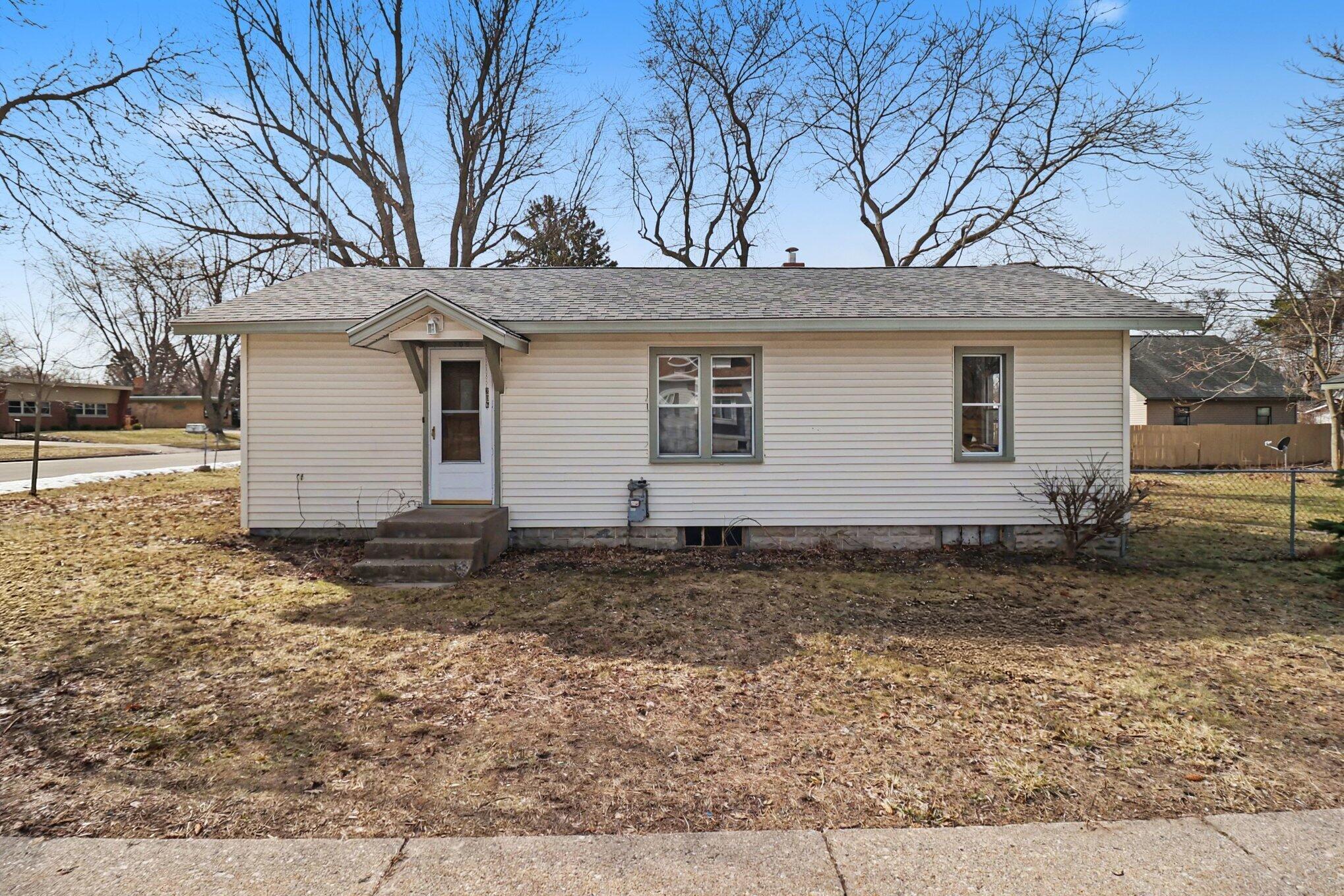 306 E Tinkham Avenue