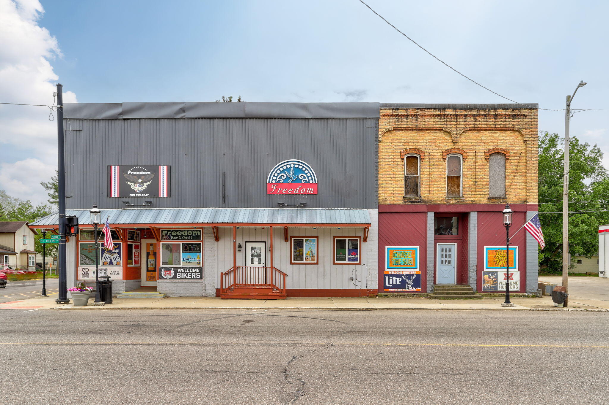 101 W Saint Joseph Street