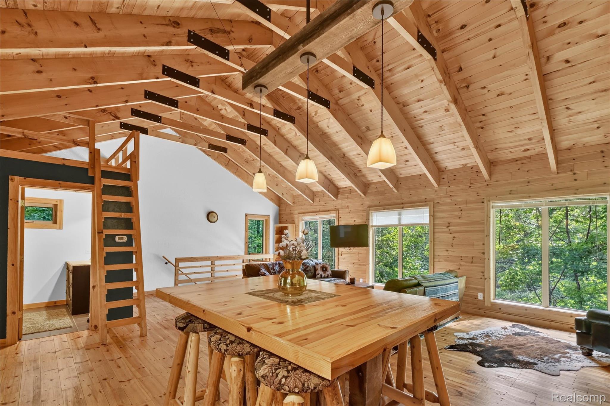 2205 Sugar Woods Trail