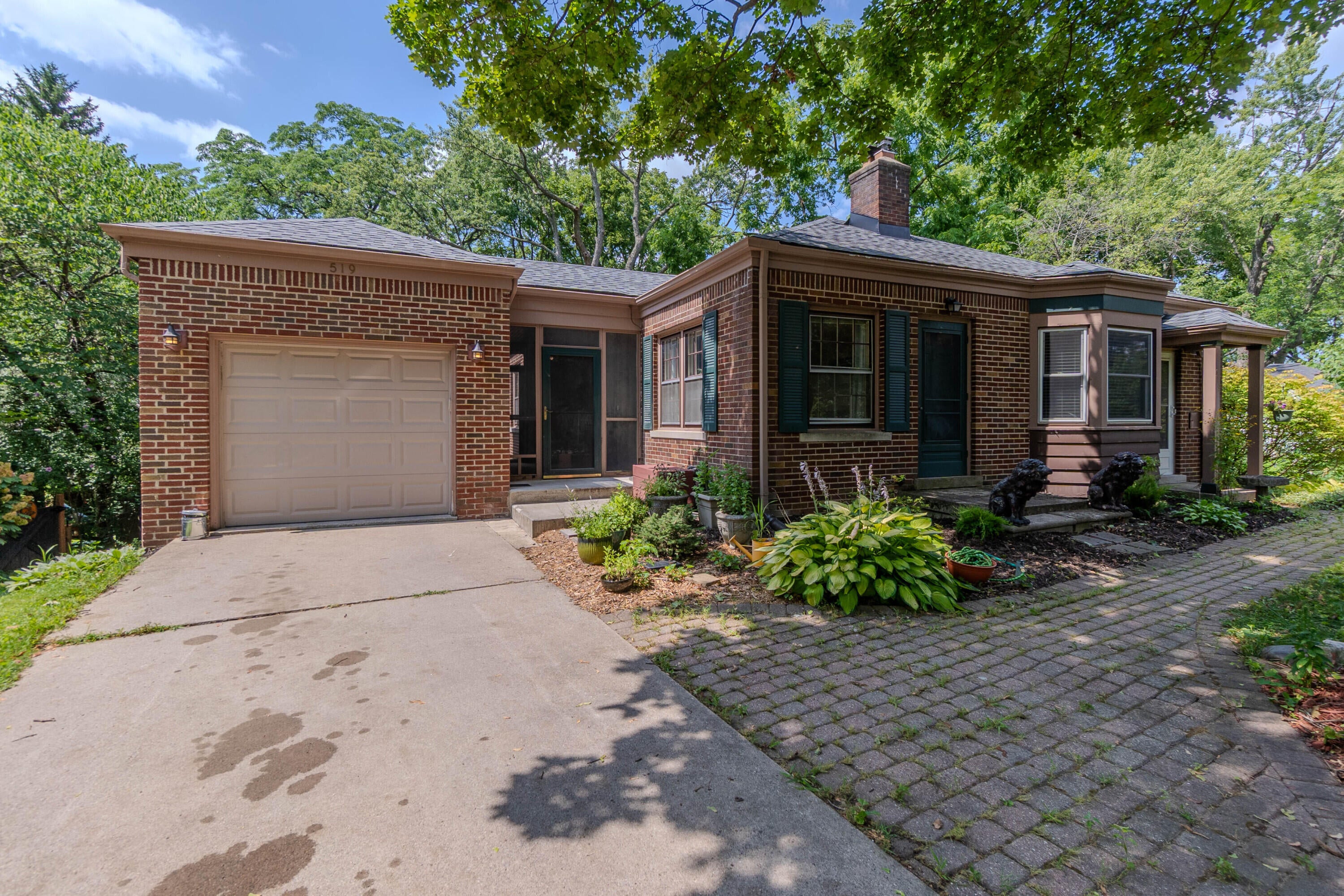 519 Fairview Circle