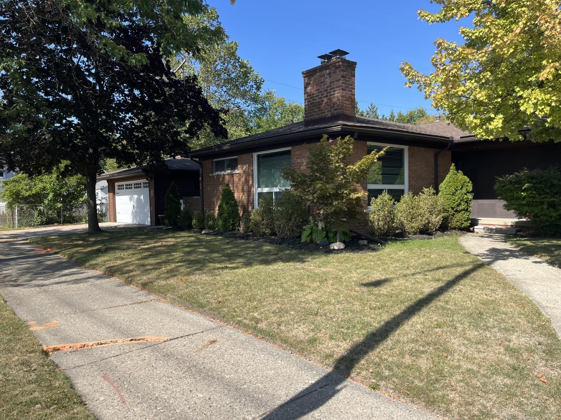 795 Grosse Pointe Court