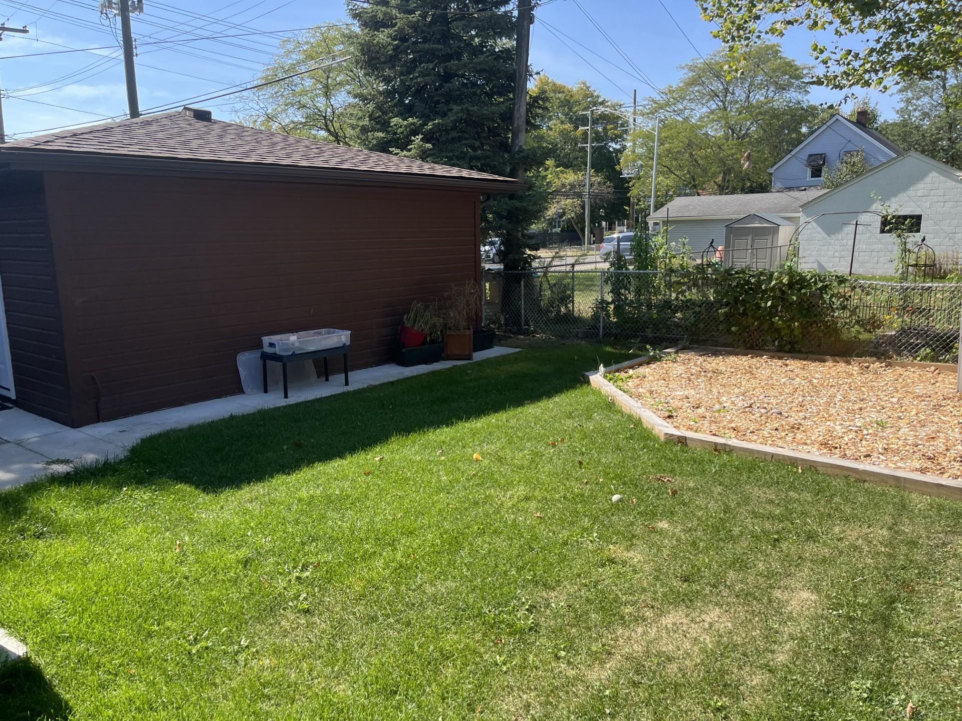 795 Grosse Pointe Court