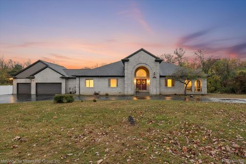 21707 Lilac Lane Southfield City MI 48033