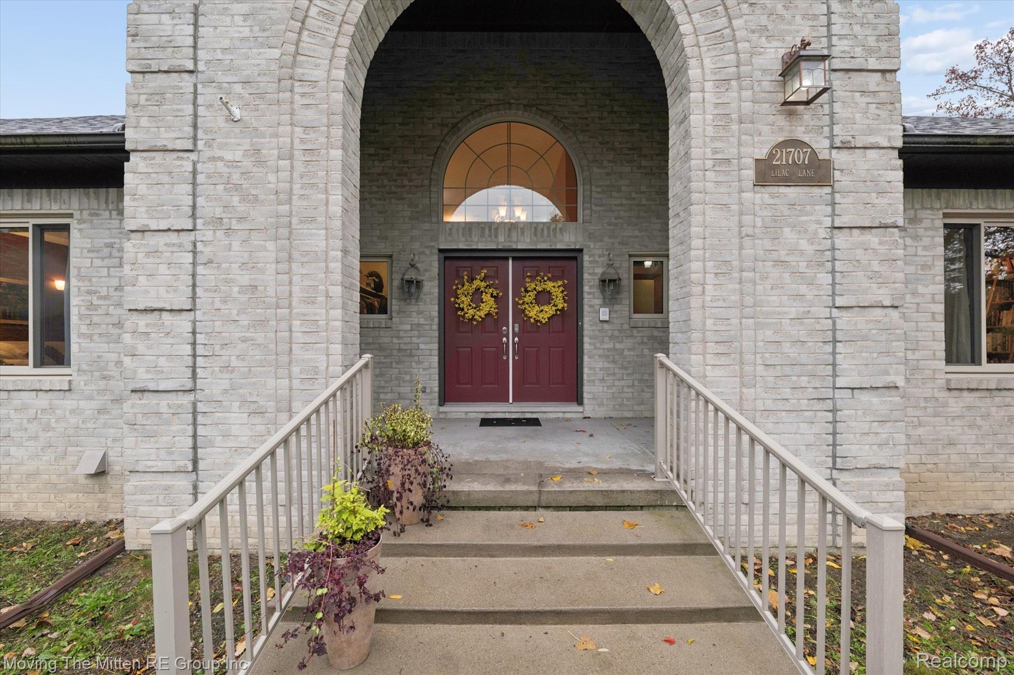21707 Lilac Lane