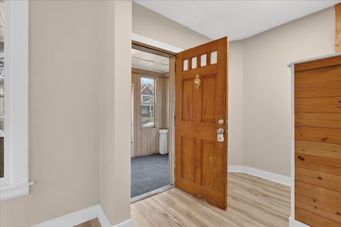 Tiny photo for 947 Crescent Street NE, Grand Rapids City, MI 49503 (MLS # 65026013441)